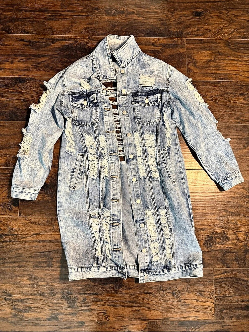Thrill Jeans Distressed Denim Jacket Size Medium